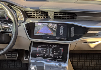 Подержанный автомобиль Audi A7 2020 года (17 фото)