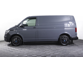 Новый Volkswagen Transporter Van 2021 (8 фото)