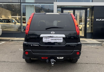 Подержанный автомобиль Nissan X-Trail 2007 года (6 фото)