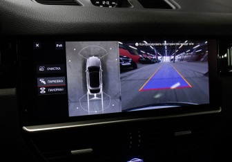 Подержанный автомобиль Porsche Cayenne 2019 года (25 фото)