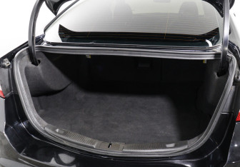 Подержанный автомобиль Ford Mondeo Sedan 2016 года (13 фото)