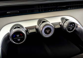 Подержанный автомобиль Exeed RX 2023 года (26 фото)