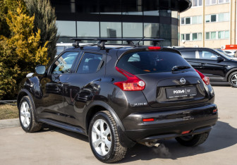 Подержанный автомобиль Nissan Juke 2012 года (5 фото)