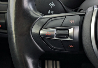 Подержанный автомобиль BMW X1 2021 года (28 фото)