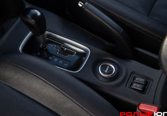 Подержанный автомобиль Mitsubishi Outlander 2013 года (16 фото)