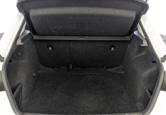 Подержанный автомобиль Skoda Rapid Liftback 2021 года (10 фото)