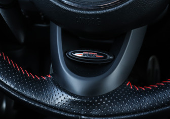 Подержанный автомобиль MINI Hatch 2017 года (24 фото)