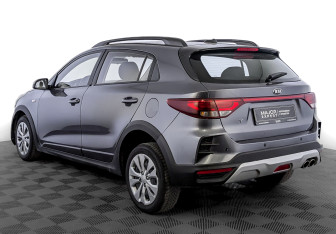 Подержанный автомобиль Kia Rio Hatchback 2021 года (7 фото)