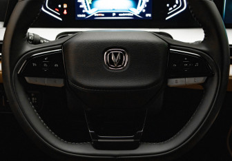 Подержанный автомобиль Changan Hunter Plus 2023 года (10 фото)