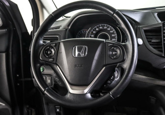 Подержанный автомобиль Honda CR-V 2014 года (11 фото)