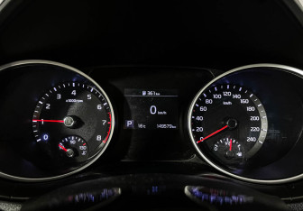 Подержанный автомобиль Kia Ceed Hatchback 2018 года (11 фото)