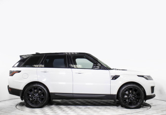 Подержанный автомобиль Land Rover Range Rover Sport 2021 года (4 фото)