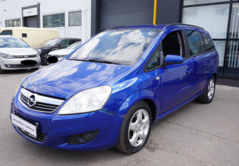 Подержанный автомобиль Opel Zafira Compactvan 2008 года (1 фото)