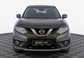 Подержанный автомобиль Nissan X-Trail 2017 года (2 фото)