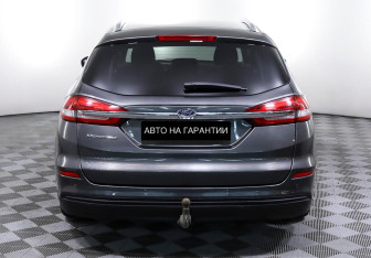 Подержанный автомобиль Ford Mondeo Wagon 2019 года (6 фото)