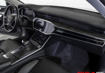 Подержанный автомобиль Audi A7 2018 года (9 фото)