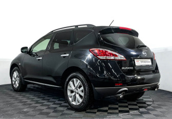 Подержанный автомобиль Nissan Murano Suv 2012 года (7 фото)