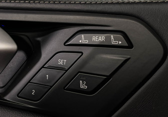 Подержанный автомобиль BMW X7 2019 года (19 фото)