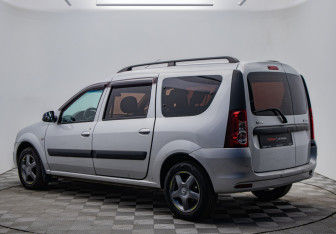 Подержанный автомобиль LADA (ВАЗ) Largus Wagon 2013 года (3 фото)