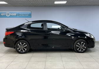 Подержанный автомобиль Hyundai Solaris Sedan 2013 года (4 фото)