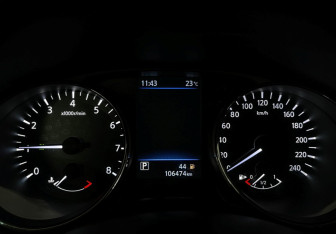 Подержанный автомобиль Nissan X-Trail 2020 года (11 фото)