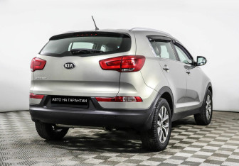 Подержанный автомобиль Kia Sportage 2014 года (3 фото)