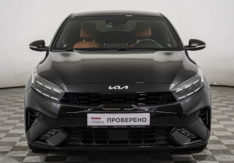 Подержанный автомобиль Kia K3 Sedan 2021 года (2 фото)