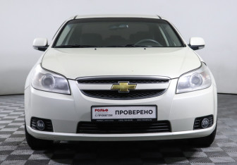 Подержанный автомобиль Chevrolet Epica 2011 года (2 фото)