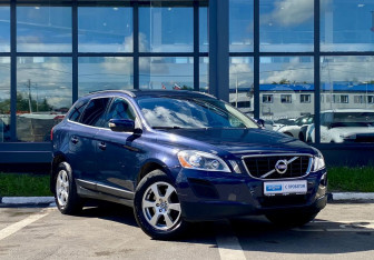 Подержанный автомобиль Volvo XC60 2012 года (3 фото)