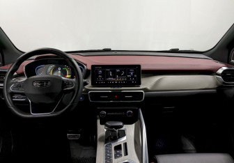 Подержанный автомобиль Geely Coolray 2023 года (21 фото)