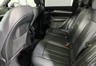 Подержанный автомобиль Audi Q5 2017 года (10 фото)