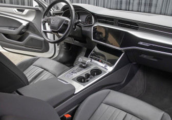 Подержанный автомобиль Audi A6 Sedan 2021 года (11 фото)