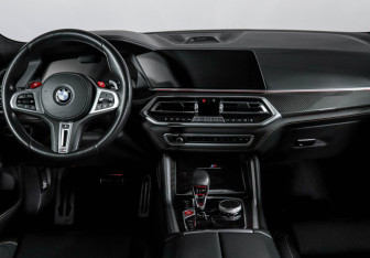 Подержанный автомобиль BMW X6 M 2020 года (12 фото)
