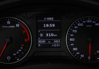 Подержанный автомобиль Audi A3 Hatchback 2013 года (12 фото)