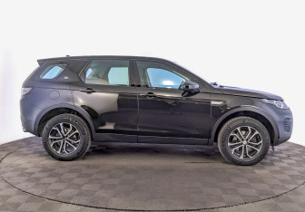 Подержанный автомобиль Land Rover Discovery Sport 2015 года (4 фото)