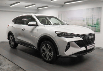 Подержанный автомобиль Haval F7 2022 года (3 фото)