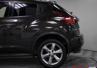 Подержанный автомобиль Nissan Juke 2012 года (22 фото)