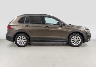 Подержанный автомобиль Volkswagen Tiguan 2019 года (4 фото)