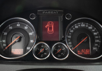 Подержанный автомобиль Volkswagen Passat Sedan 2008 года (12 фото)