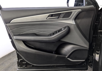 Подержанный автомобиль Haval F7x 2023 года (19 фото)