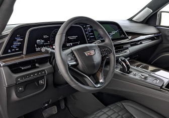 Подержанный автомобиль Cadillac Escalade Suv 2022 года (15 фото)