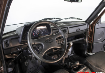 Подержанный автомобиль LADA (ВАЗ) 2121 (4x4) 2018 года (18 фото)