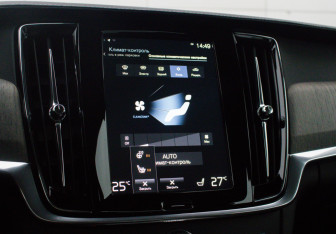Подержанный автомобиль Volvo S90 2020 года (22 фото)