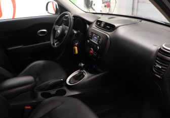 Подержанный автомобиль Kia Soul 2016 года (19 фото)