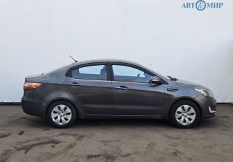 Подержанный автомобиль Kia Rio Sedan 2014 года (4 фото)