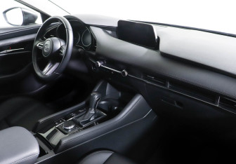 Подержанный автомобиль Mazda 3 Sedan 2021 года (5 фото)