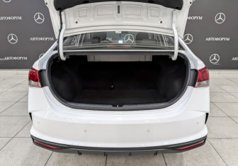 Подержанный автомобиль Hyundai Solaris Sedan 2021 года (10 фото)