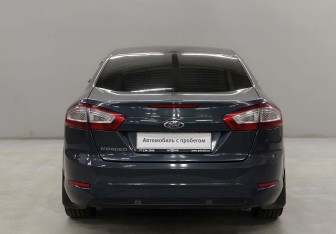Подержанный автомобиль Ford Mondeo Sedan 2013 года (6 фото)