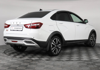 Подержанный автомобиль LADA (ВАЗ) Vesta Sedan 2023 года (5 фото)