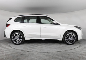 Новый BMW X1 2025 (6 фото)